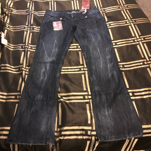 Almost Famous Denim - 🆕 Almost Famous Jeans